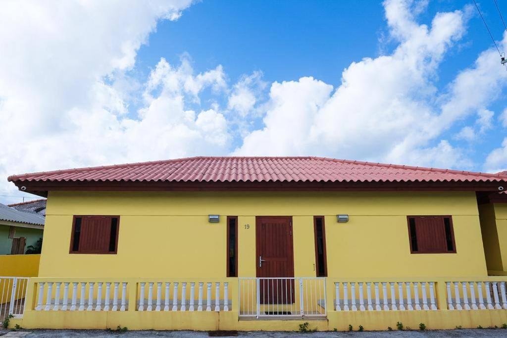 Iona'S Home: Vibrant 2Bedroom Home Near Willemstad Exterior foto